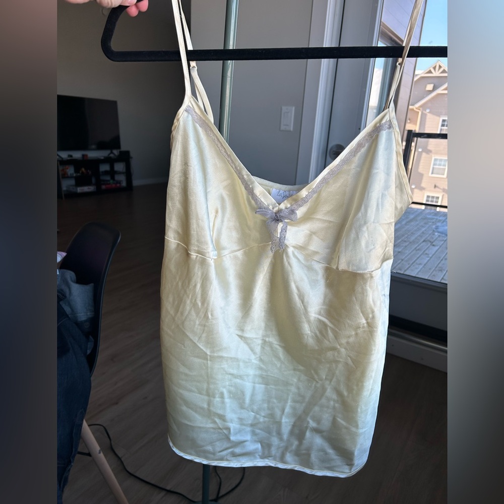 La SENZA Buttery Yellow Satin Camisole Top - Picture 3 of 10